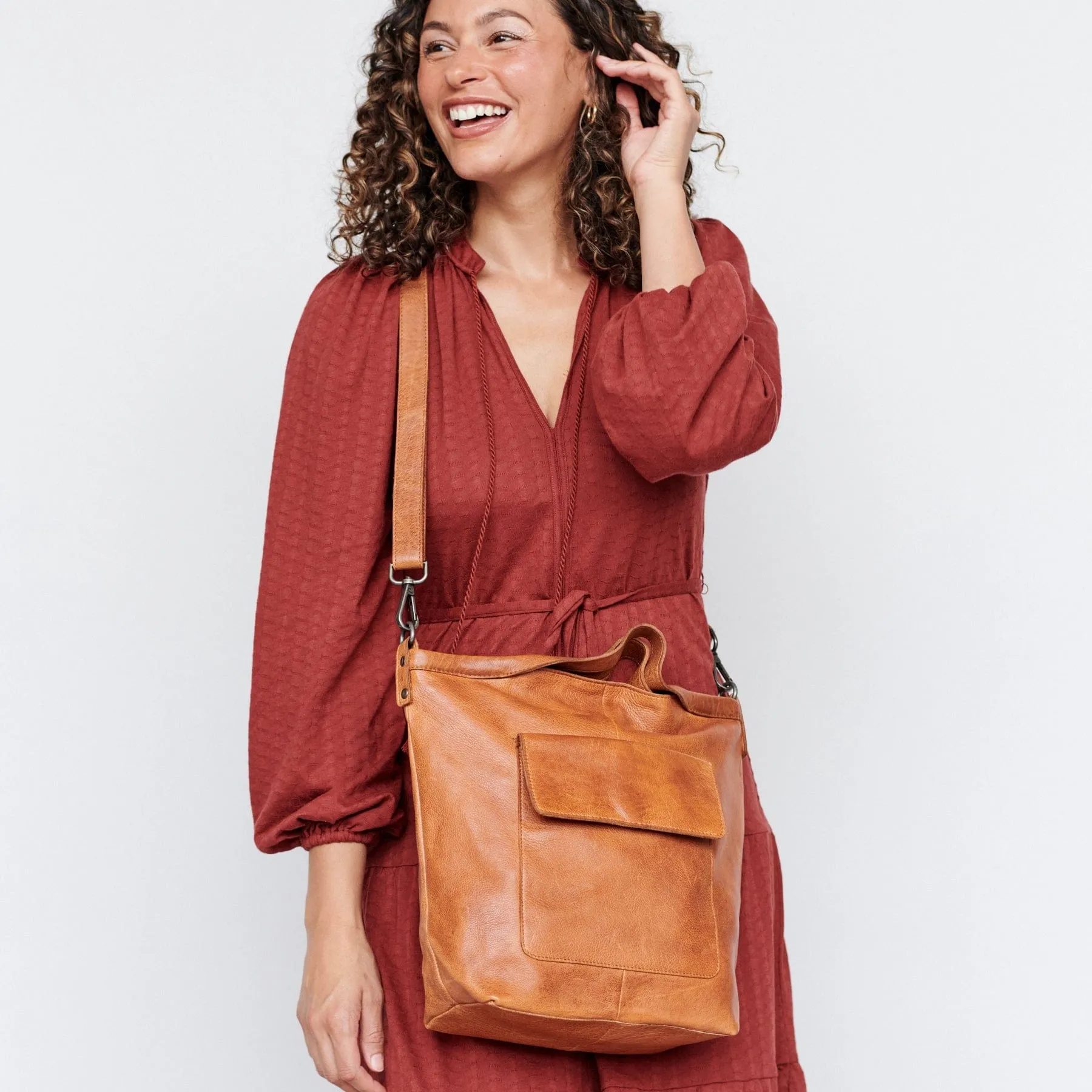 Bianca Crossbody Tote in Red