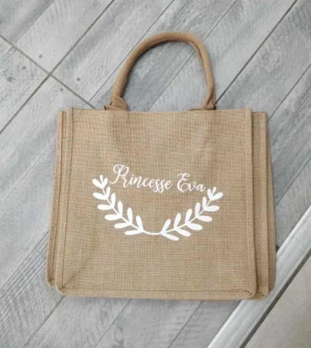 Custom Burlap Tote Gift Bags -Personalized Bridesmaid Beach Bag -  Beach Bags - Beach Tote Bag with Name - Wedding Favor Bridesmaid Gift