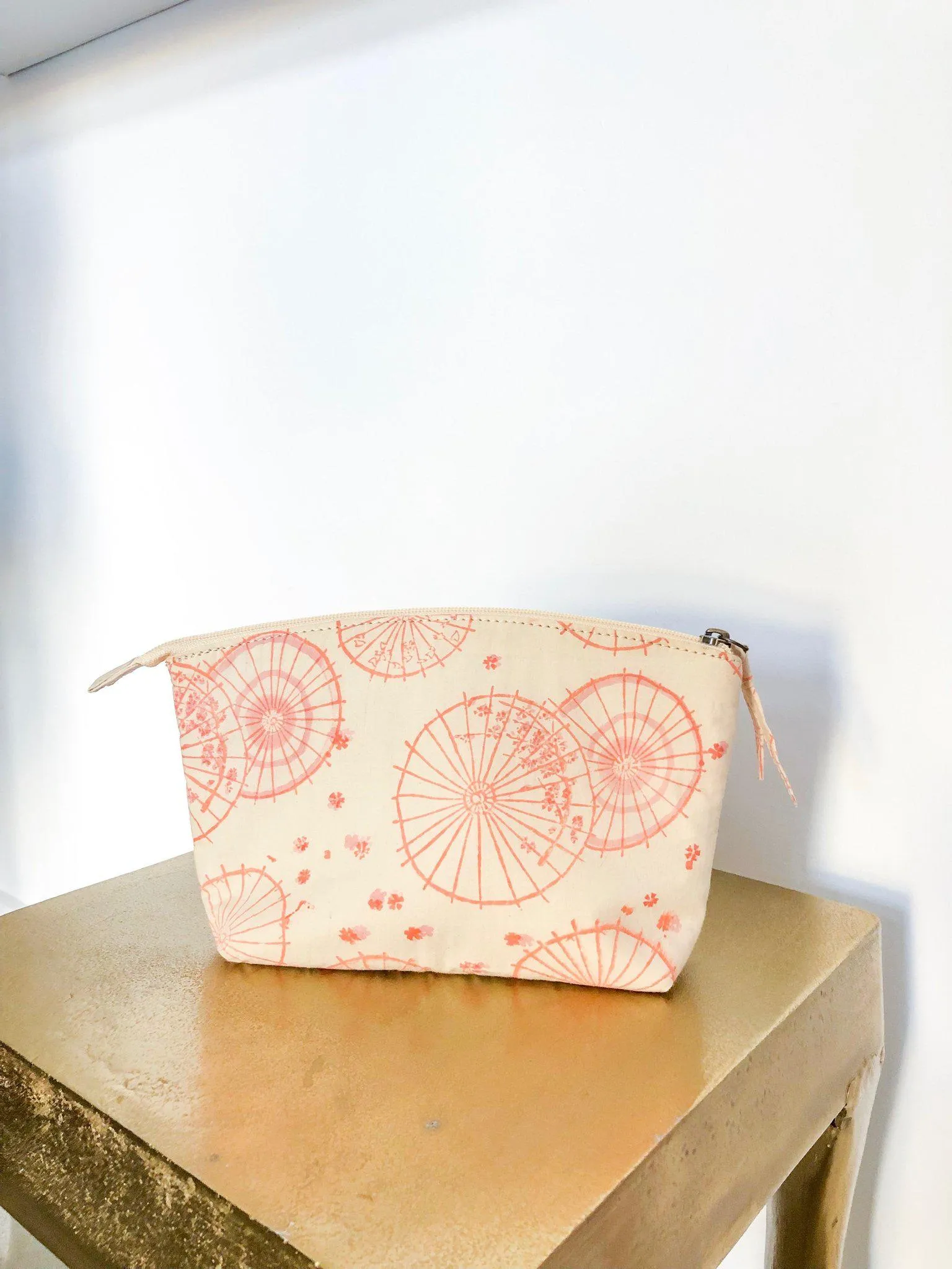 Dancing Umbrellas/Ginkgo Leaf Makeup Bag in Terra Cotta & Cream