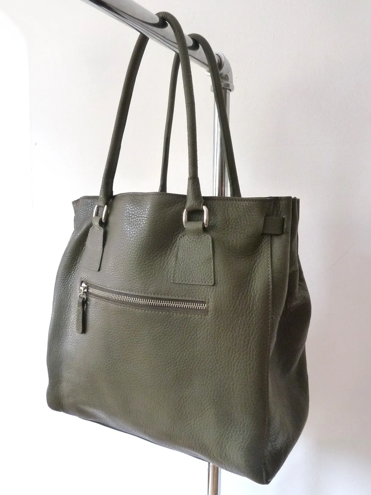 Doble Tote Bag Pebble Grain Leather Sand