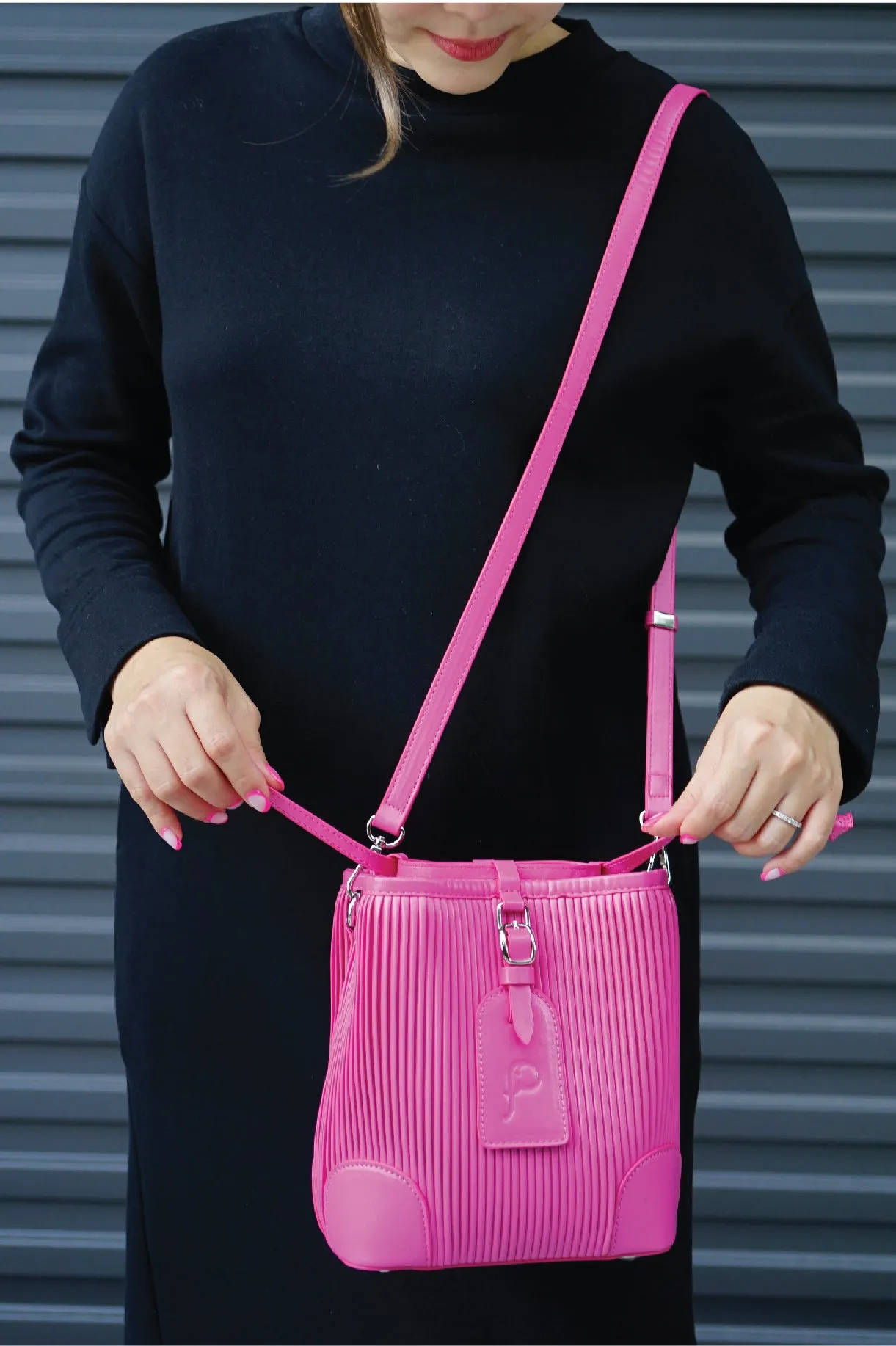 ELEPH BUCKET BAG - M : Pink