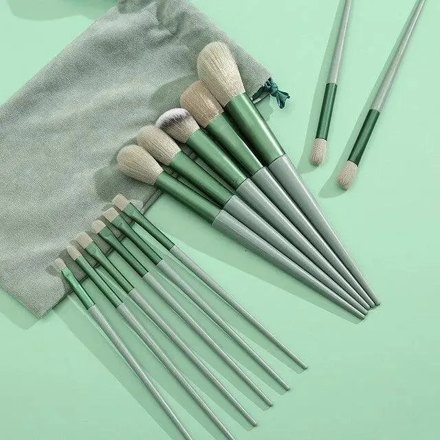 Flawless Makeup Brush Set: Achieve Professional Results