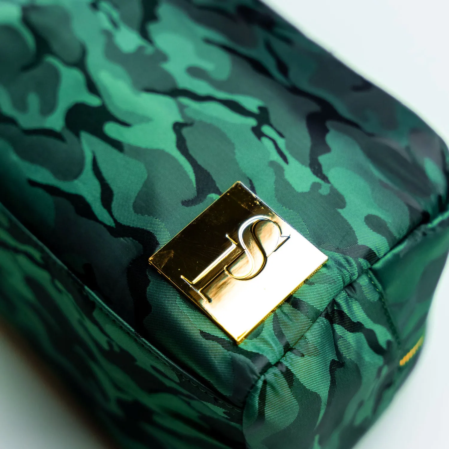 Green Camo Nylon Toiletry Bag