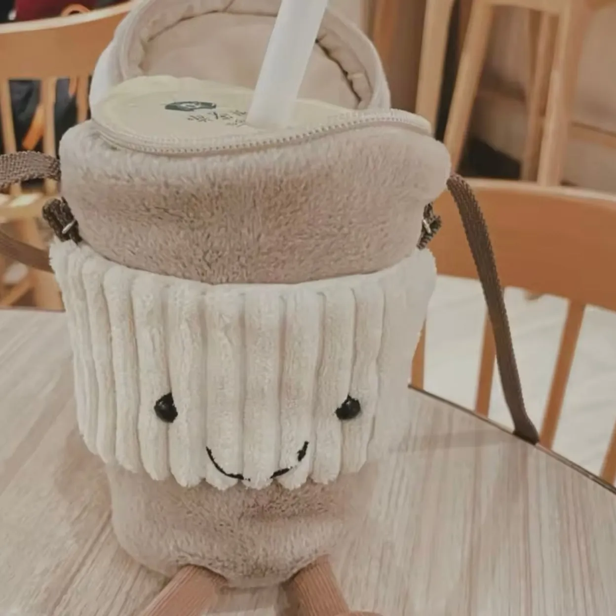 Jellie Teddy Coffee Cup Shoulder Cup Holder Bag