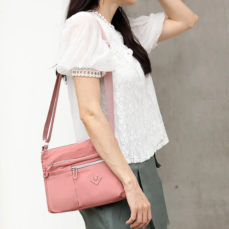 Lightweight multi-pocket shoulder bag for women