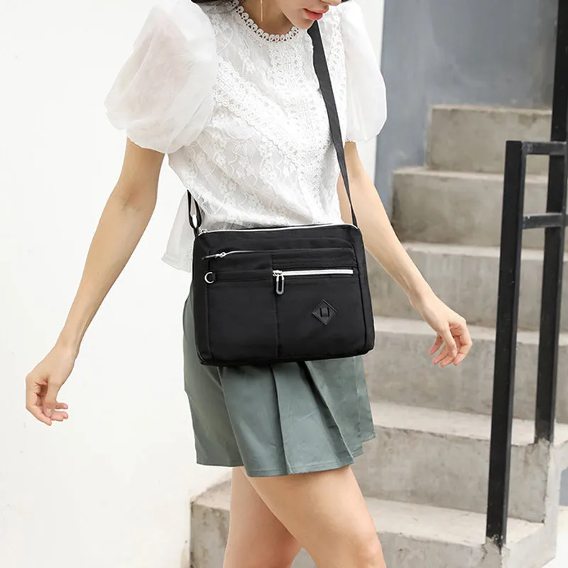 Lightweight multi-pocket shoulder bag for women