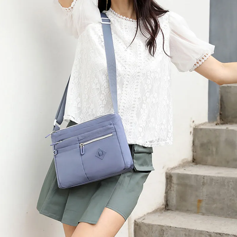 Lightweight multi-pocket shoulder bag for women