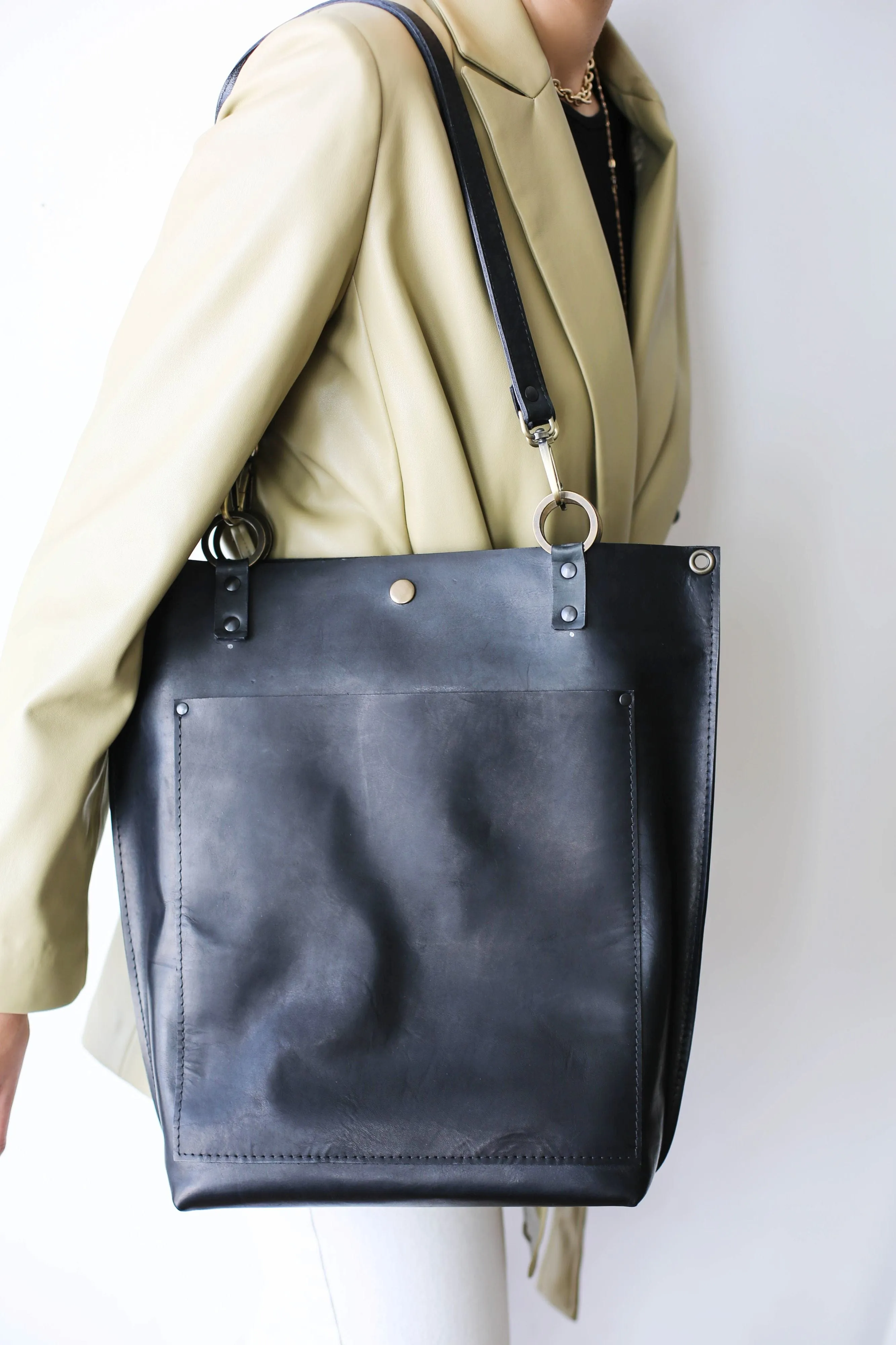 Minimal Black Leather Tote