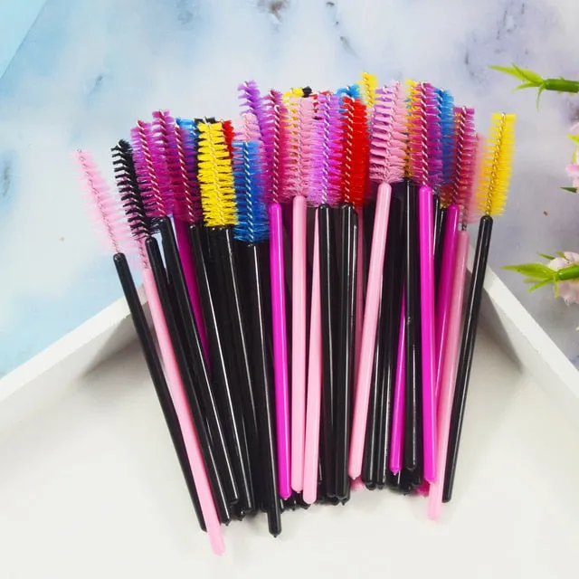 QSTY 50Pcs Eyelash Brushes Makeup Brushes Disposable Mascara Wands Applicator Spoolers Eye Lashes Cosmetic Brush Makeup Tools