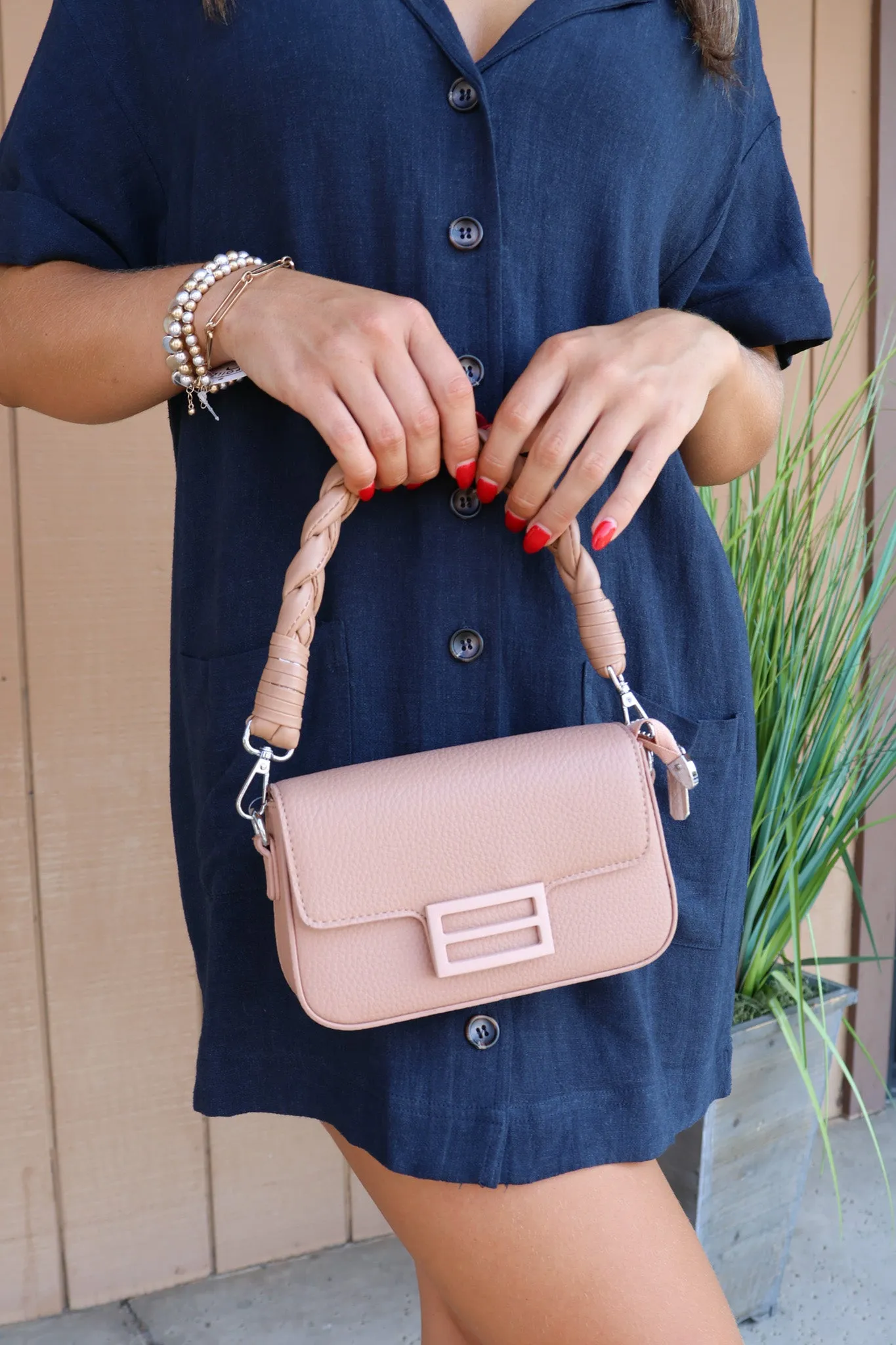 Simplicity Crossbody