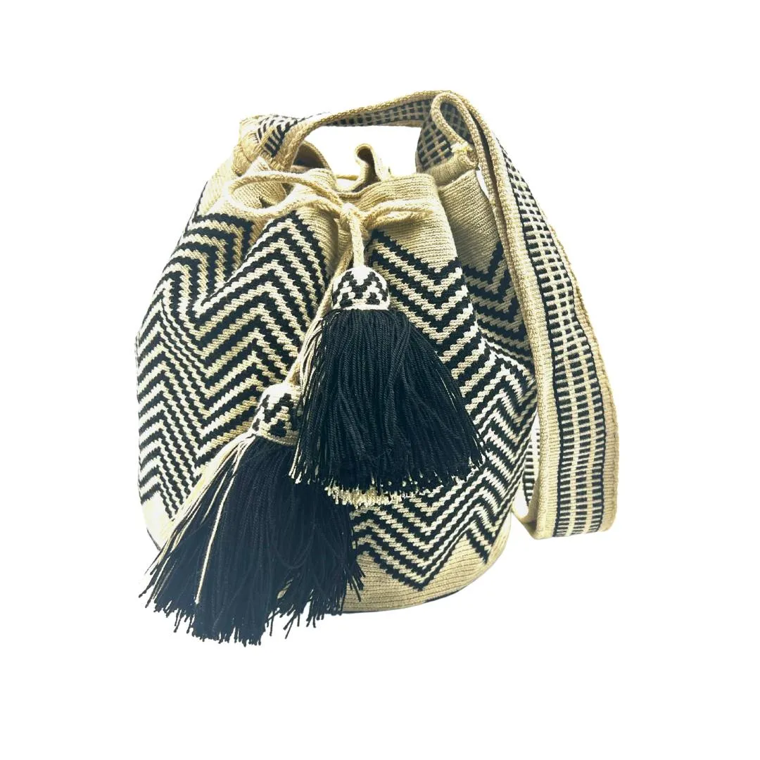 Stripes Essential Crossbody Mochila