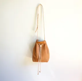 Tan Leather Bucket Bag | Umbrella Collective