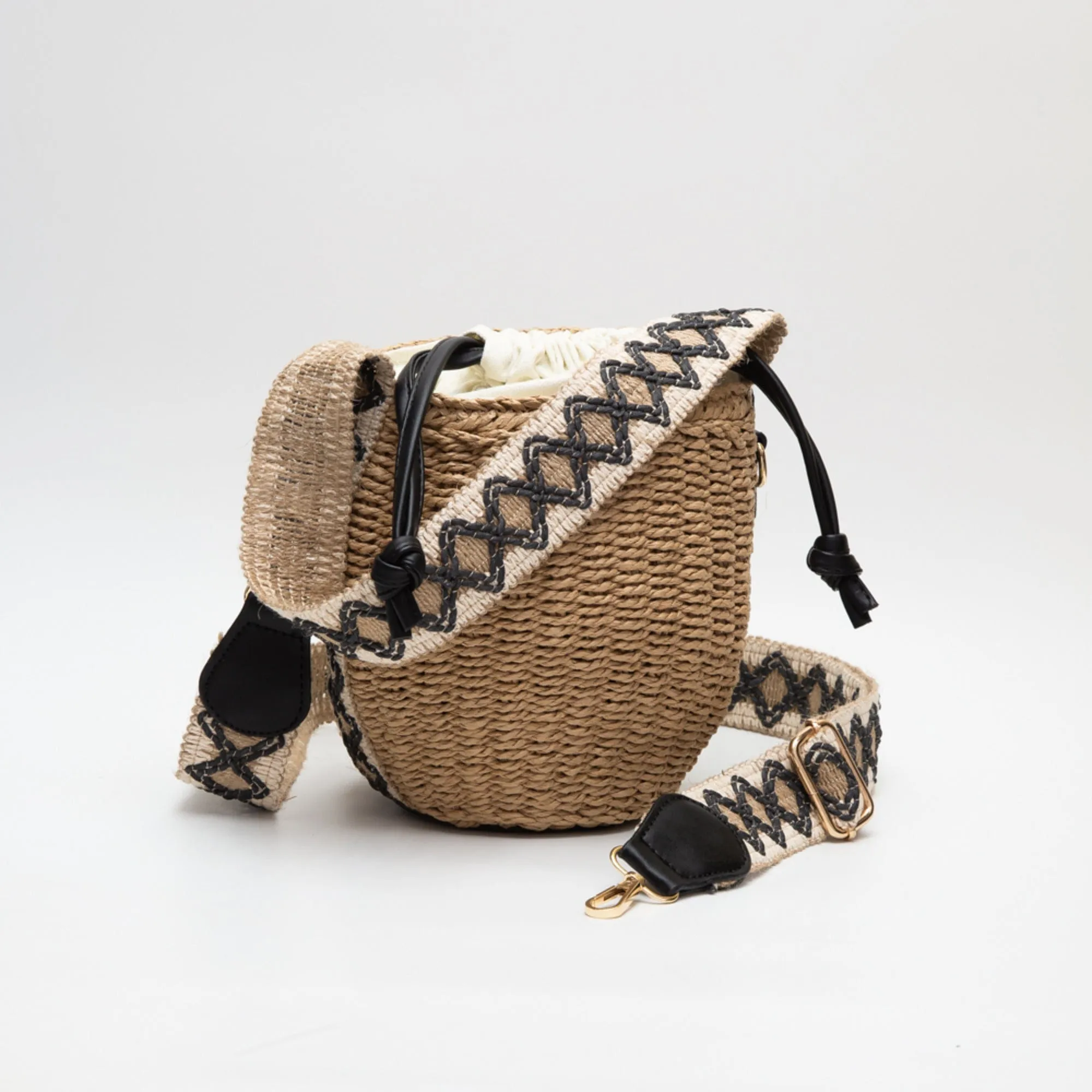 TG10621 Shaina Rattan Bucket Bag