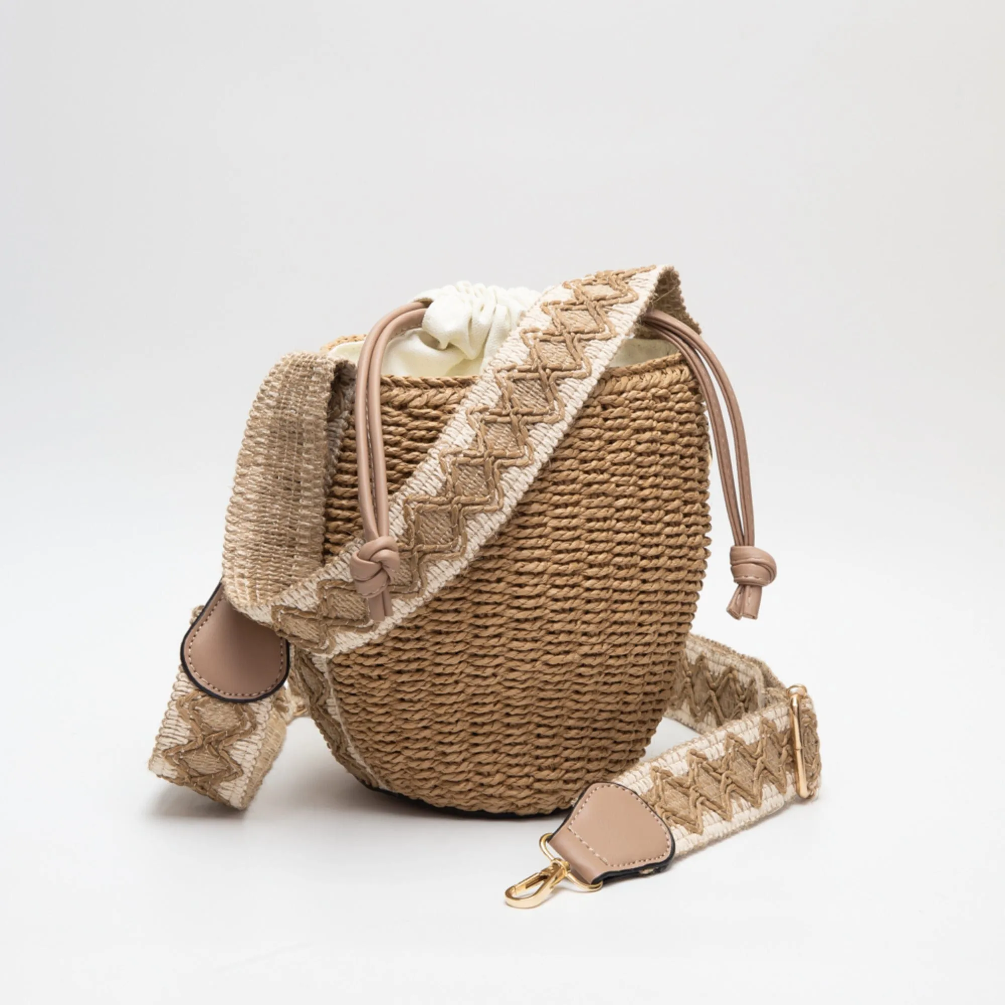 TG10621 Shaina Rattan Bucket Bag