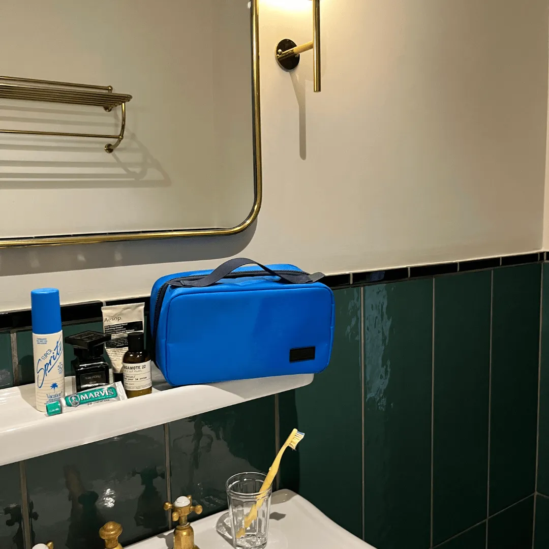 The Small Toiletry Bag - Cerulean