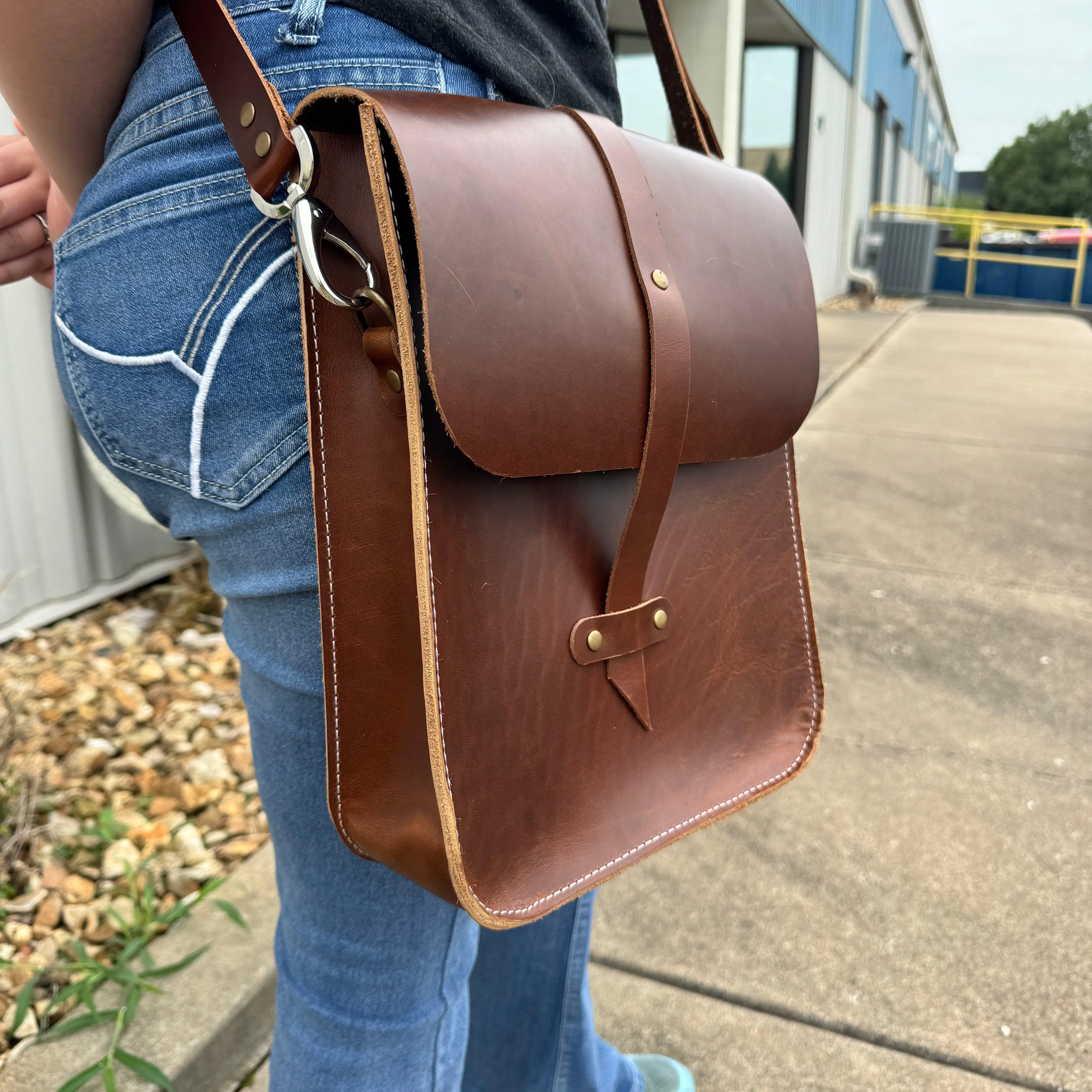 Unisex Messenger Bag - Oxford Xcel Leather