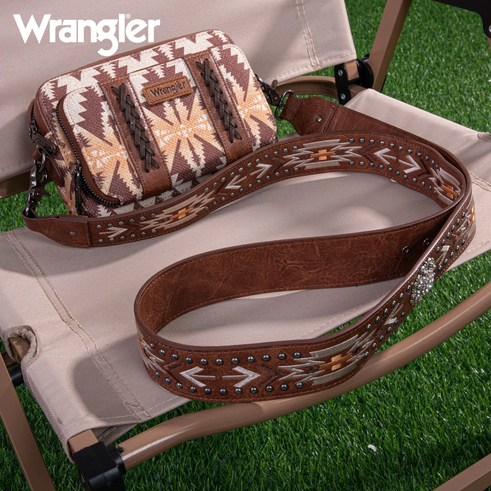 WG2207-3003  Wrangler Aztec Printed Crossbody Purse With Wallet Compartment - Light Coffee